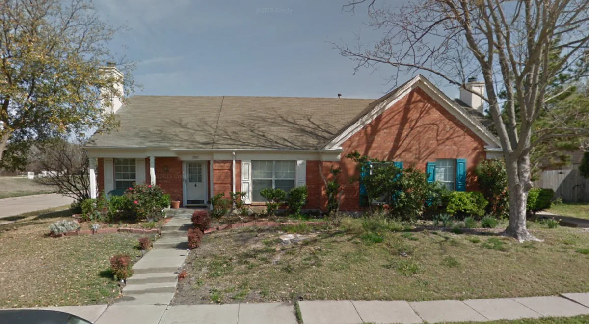 Lindsay Diaz's and Alan Cutter's house before, apparently before the tornado damage and demolition, in Rowlett, Texas. (Screenshot of Google Street View)