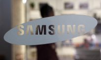 Samsung Introduces Bendable Phones That May Be Released in 2017: Report