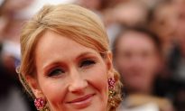 JK Rowling Shares Rejection Letters on Twitter