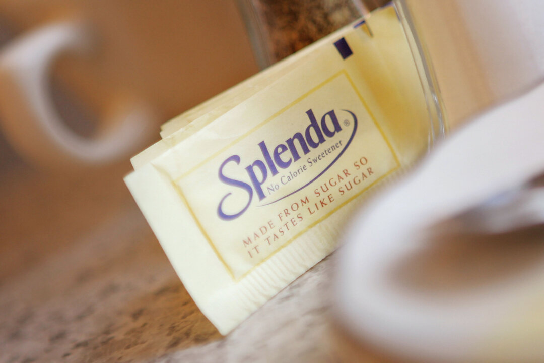 Packets of the popular sugar substitute Splenda are seen in a photo illustration in New York City on Dec. 6, 2004. (Mario Tama/Getty Images)