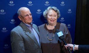 Goodness of Shen Yun Inspires Joy