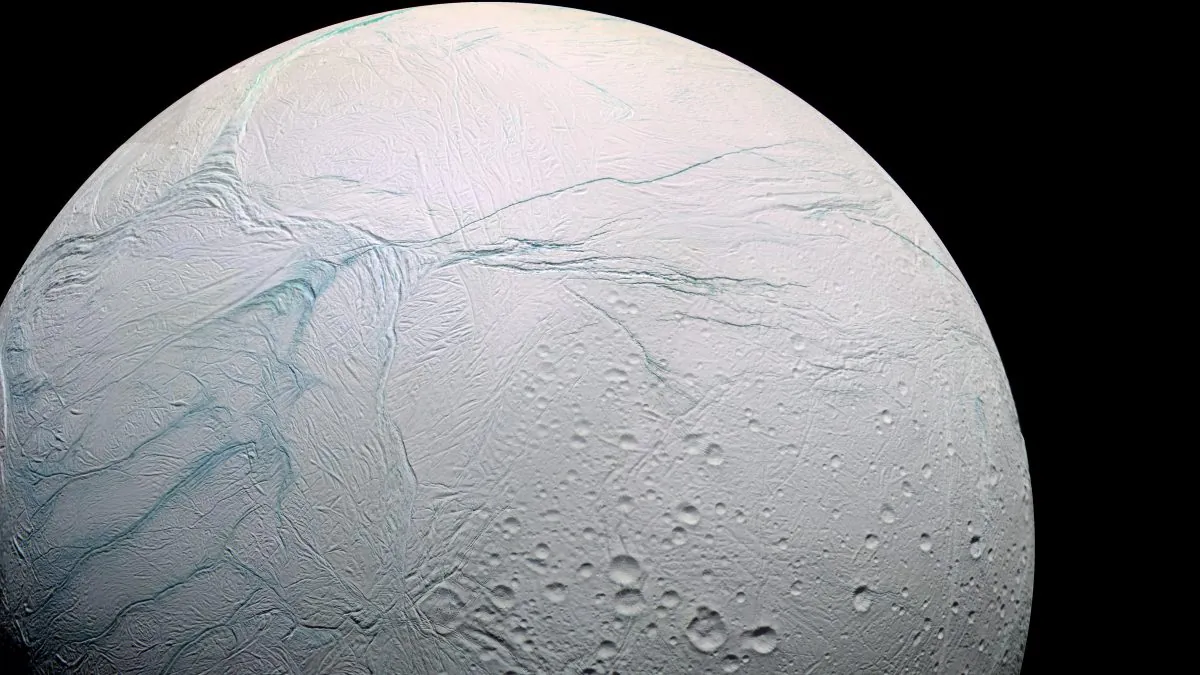 Enceladus, with its warm internal ocean, is thought to be potentially habitable. (Marc Van Norden/Flickr, CC BY-SA)