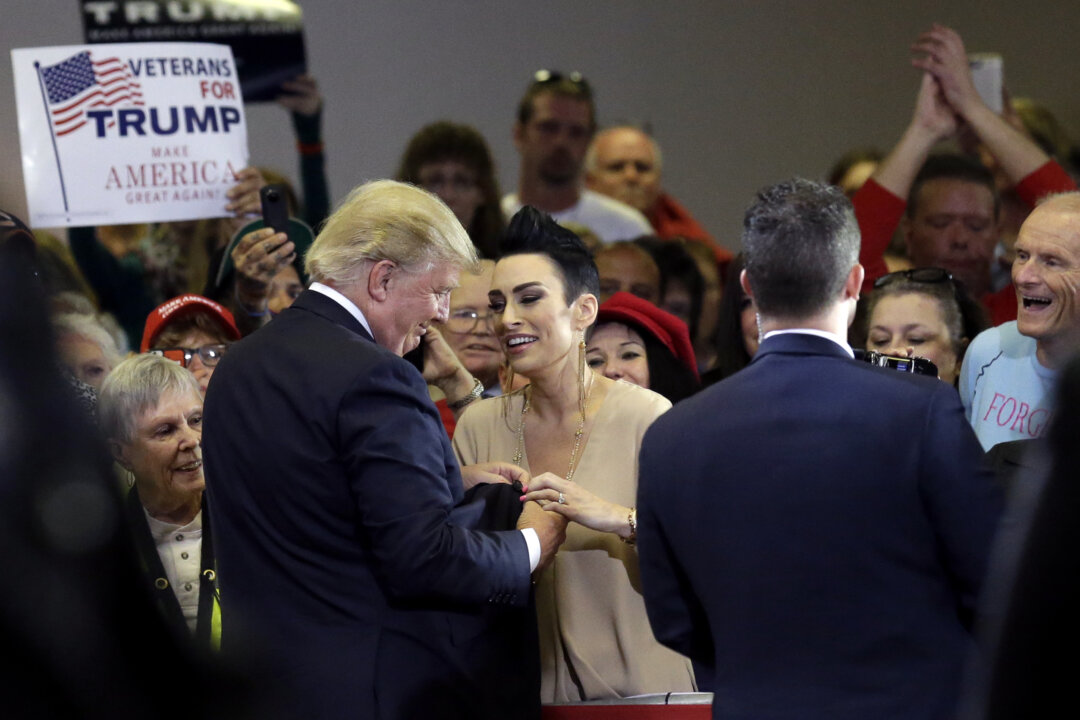 'Bravest Woman I Know' Donald Trump Shares Emotional Moment With Dying