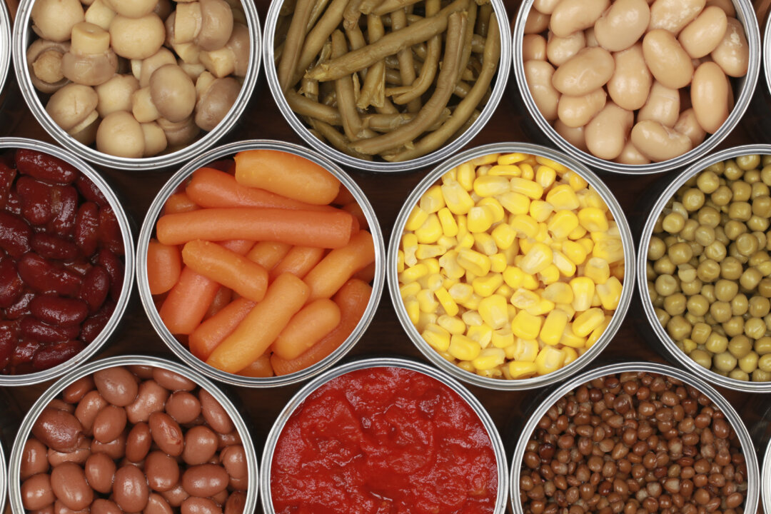 Despite the health risks associated with BPA, many food cans still contain this chemical. (Boarding1Now/iStock)