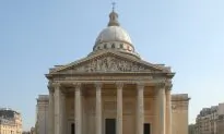 Paris: Museums, Masterpieces, and Avoiding Human Gridlock