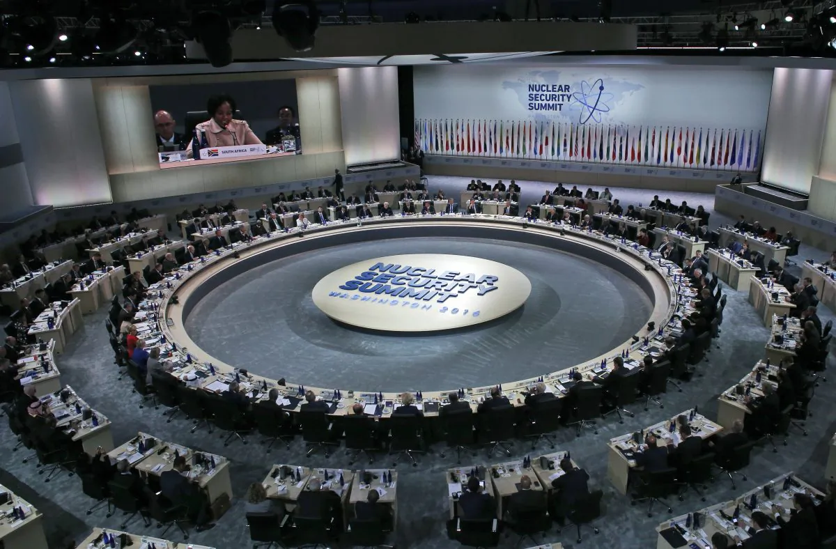 President Barack Obama and other world leaders meet during the opening plenary session of the Nuclear Security Summit, Friday, April 1, 2016, in Washington. (AP Photo/Alex Brandon)