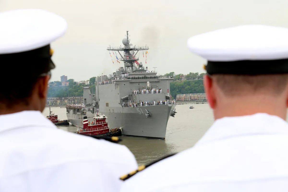 US Navy and Coast Guard ships arrive for Fleet Week in New York City, May 21, 2014. (Allen Xie/Epoch Times)