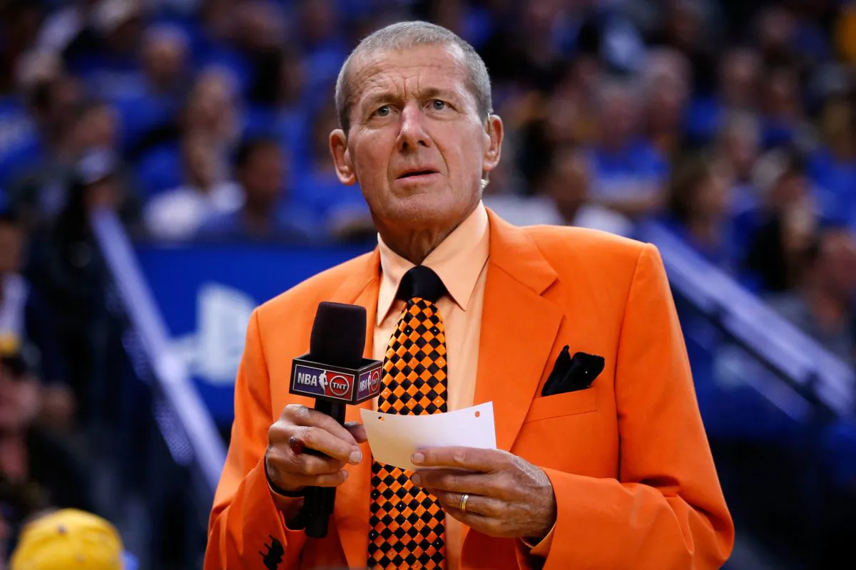 TNT reporter Craig Sager's cancer is no longer in remission. (Ezra Shaw/Getty Images) 