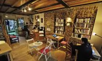 In Istanbul, an Arabic Bookstore Anchors Syrian Refugees