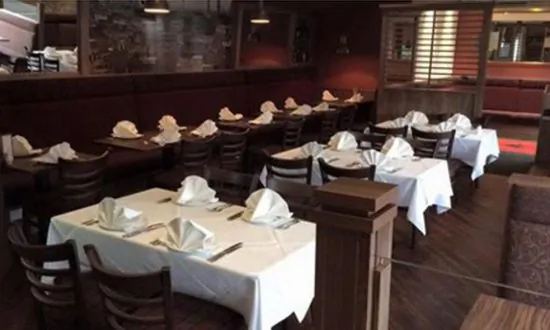 Restaurant Owner Lashes Out at Negative TripAdvisor Reviewers