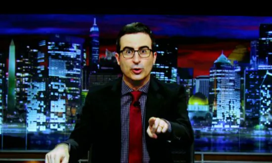 John Oliver Holds Contest for Premium New York Yankees Tickets