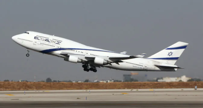 Elderly Woman Sues Airliner Over Discrimination