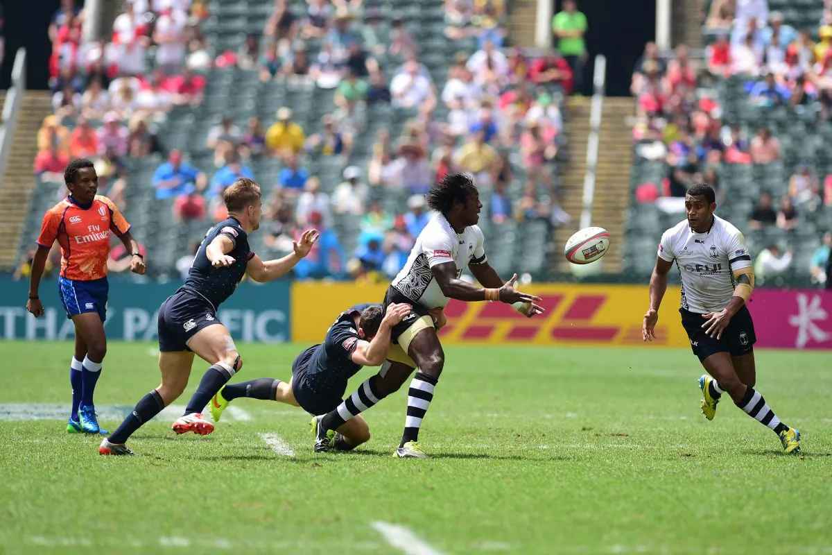 England defending their line against an attack by Fiji the eventual winners of the Cathay Pacific/HSBC Sevens 2015. (Bill Cox/Epoch Times)