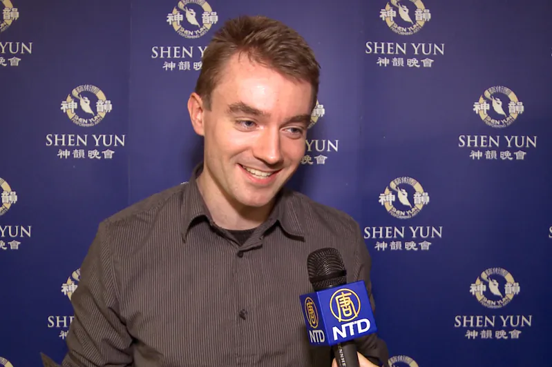 Mr. Lukas Medlam, a composer, violinist, and pianist, felt it was an enchanting evening. (Courtesy of NTD Television)