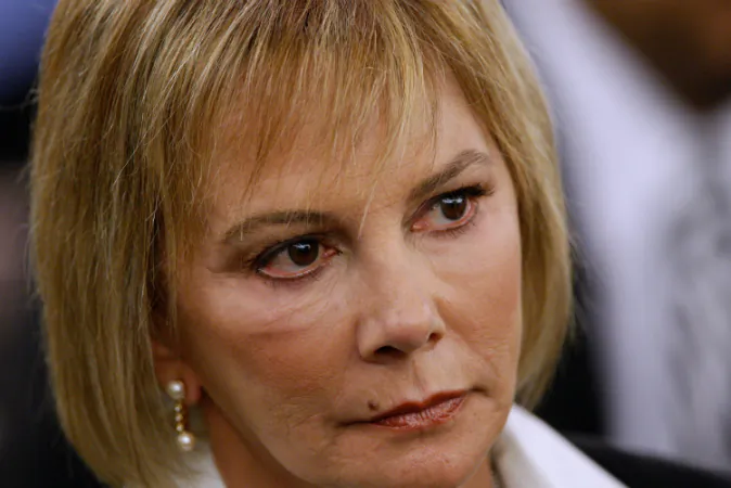 Former prosecutor Marcia Clark looks on during a preliminary hearing for O.J. Simpson who is charged with kidnapping, assault and burglary at the Clark County Regional Justice Center November 8, 2007 in Las Vegas, Nevada. (Photo by Justin Sullivan/Getty Images)