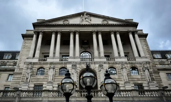 UK Inflation Cools to 2.6 Percent as Fuel, Food Prices Fall