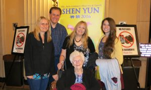 Educator Finds Shen Yun ‘Meaningful and Touching’