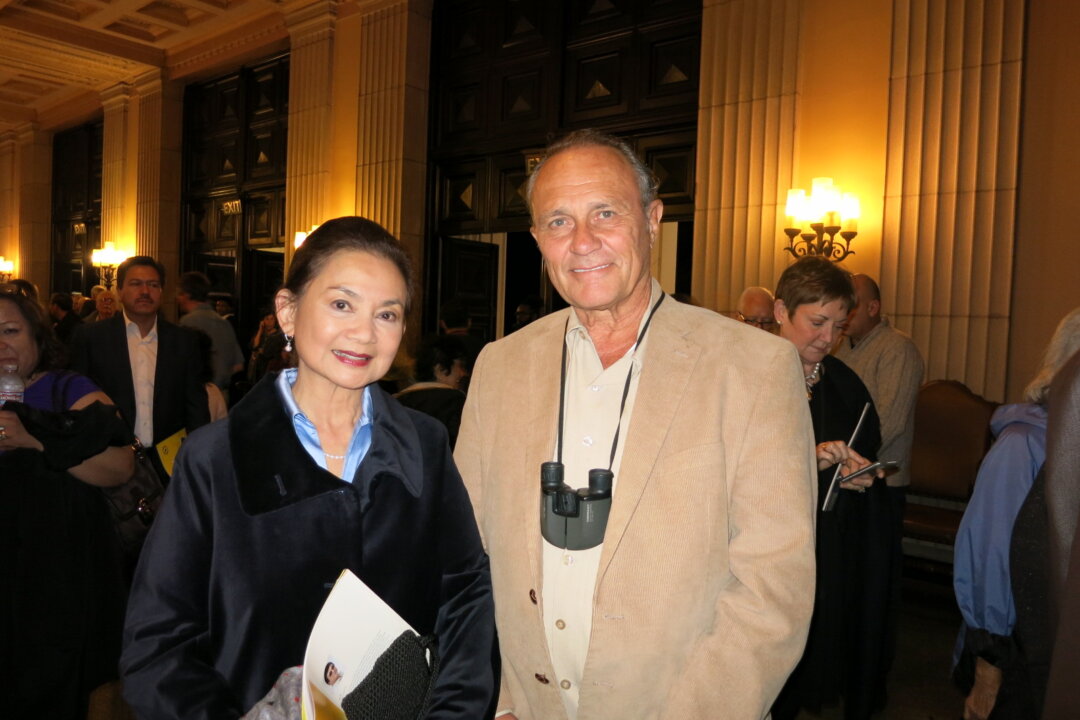 Mr and Mrs Mendoza, watching Shen Yun Performing Arts at the Bridges Auditorium at Pomona College, in Claremont, on the evening of April 9, 2016. ( Alex Li/Epoch Times)