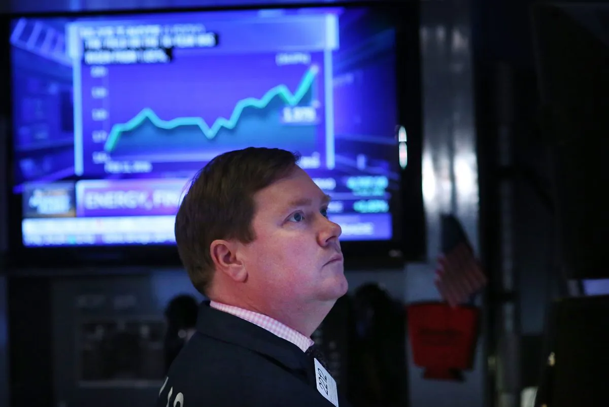 Traders work on the floor of the New York Stock Exchange (NYSE) on March 11, 2016 in New York City. (Spencer Platt/Getty Images)
