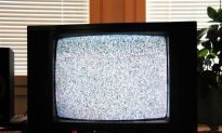 Man Turns Himself in on Charge of Stealing TV in 1989