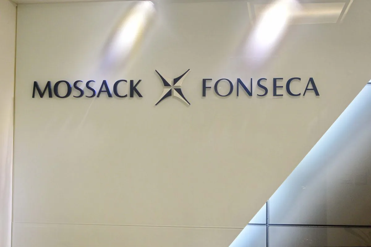 Mossack Fonseca name at its office in Hong Kong, April 2016. (Song Xianglong/Epoch Times) 