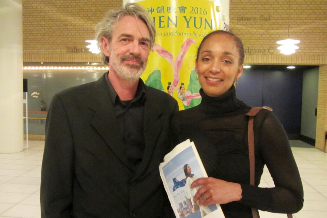 Thera Hoeymans, a television host, journalist, and singer, and her husband Jorgen Vang, a videographer and film producer, at Aarhus Musihuset in Denmark, after seeing Shen Yun on April 12. (Pirjo Svensson/Epoch Times)