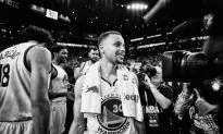 Golden State Warriors and Stephen Curry Set New NBA Record With a 73-Win Season
