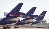 FedEx Worker Falls Asleep on Plane Heading to Tennessee, Woke up in Texas