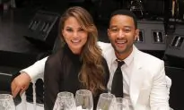 Chrissy Teigen and John Legend Welcome Baby Daughter