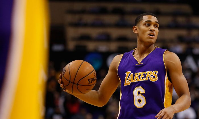 Jordan Clarkson Lakers Guard Jumped Over 5 Foot 10 Kendall