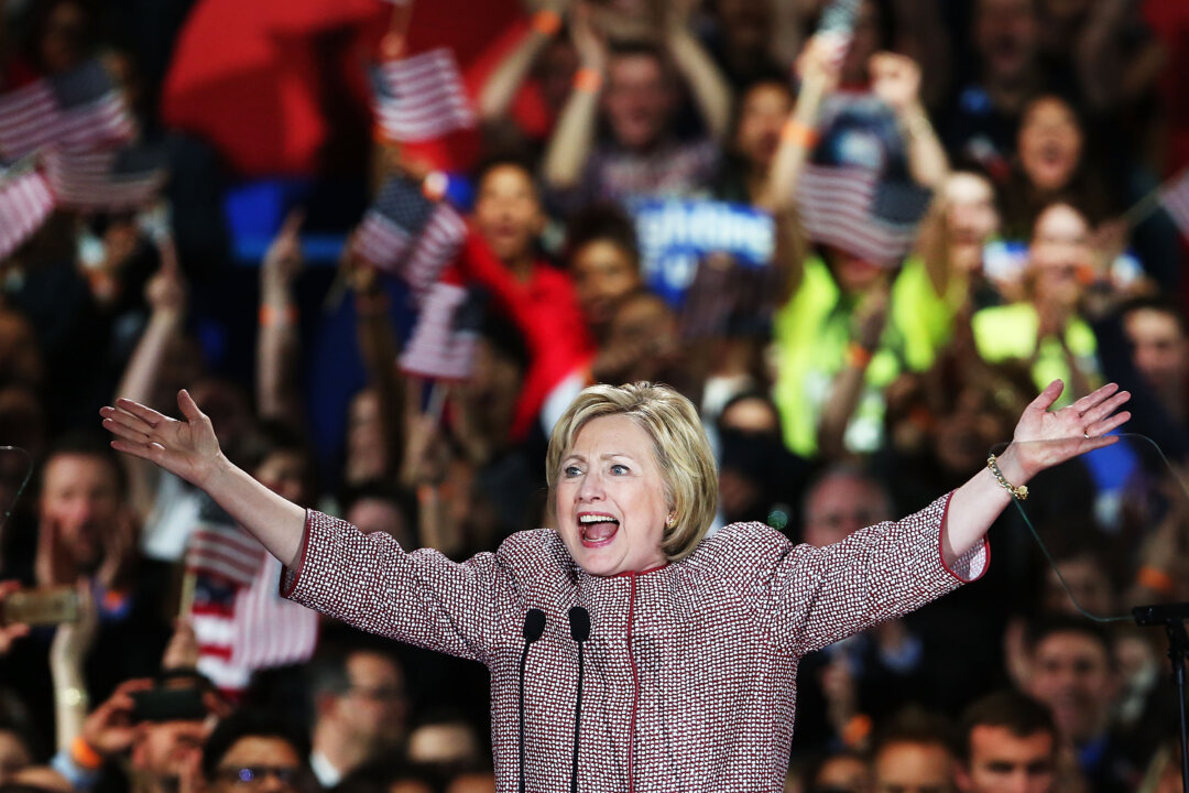 Clinton Wins New York, but Fight for the Democratic Party’s Soul Goes ...