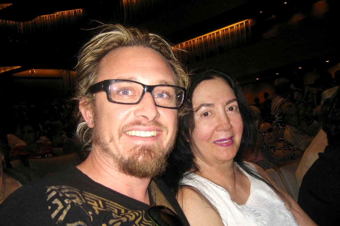 Douglas Banker and Lily Lawrence enjoy Shen Yun Performing Arts at the Valley Performing Arts Center in Northridge, Calif., on the afternoon of April 20, 2016. (Jana Li/Epoch Times)