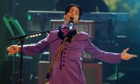 Video: Prince Covers David Bowie’s ‘Heroes’ at His Last Concert