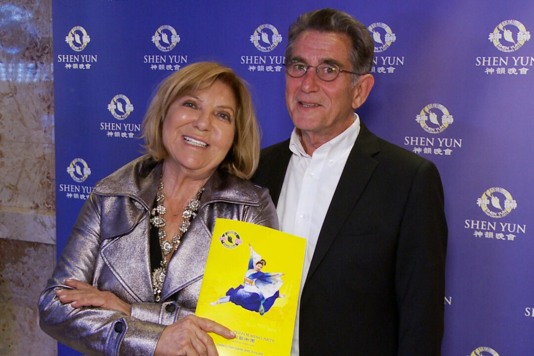 Robin Kay, president of the Fashion Design Council of Canada, and architect Kenney Nickerson, enjoyed Shen Yun Performing Arts' opening show at the Sony Centre for the Performing Arts in Toronto on April 21, 2016. (NTD Television)