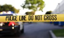 Texas Woman Kills Herself in Car With Children Sitting in Backseat