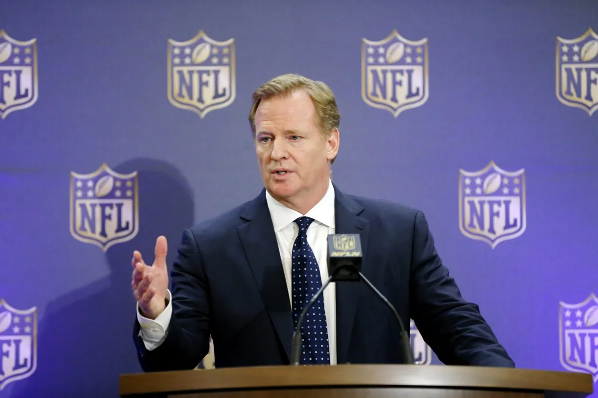 The reinstatement of Tom Brady's four-game suspension has re-affirmed NFL Commissioner Roger Goodell's power. (Brandon Wade/AP Photo)