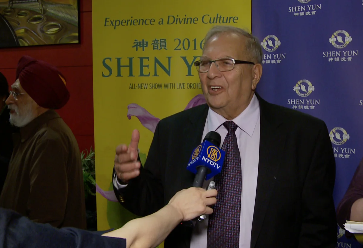 Joe Abraham gives his impressions after seeing Shen Yun Performing Arts at the Living Arts Centre in Mississauga on April 27, 2016. (Dongyu Teng/Epoch Times)