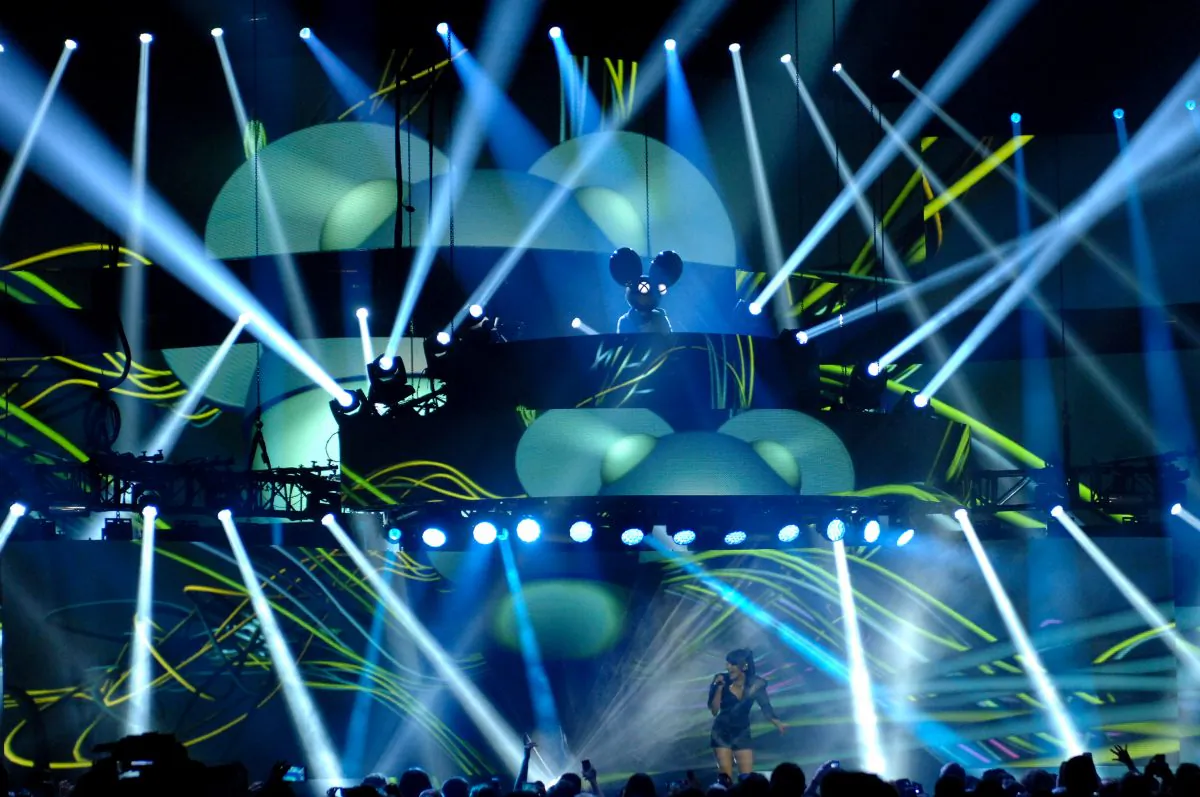  Deadmau5 with Colleen D'Agostino performs at the 2015 JUNO Awards at FirstOntario Centre on March 15, 2015 in Hamilton, Canada. Deadmau5 will perform at the Spring Awakening Festival in June 2016. (Photo by Sonia Recchia/Getty Images)