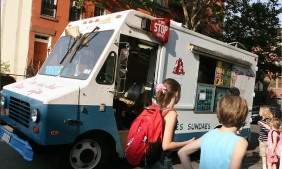 Mister Softee Jingle Writer, Les Waas, Dies at 94