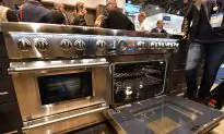 Mom Reveals How Rubbing a Dishwasher Tablet on Grimy Oven Door Works