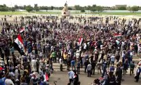 Bombings Kill 31 as Iraq Grapples With Political Crisis