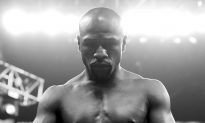 Floyd Mayweather: Patent Filings Suggest Boxer May Be Coming Out of Retirement, Report Says