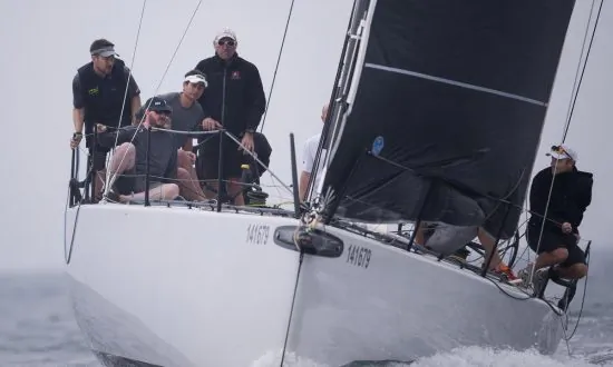 ‘Ambush’ Wins Memorial Vase, While ‘Jezebel’ Takes Top Dog Trophy