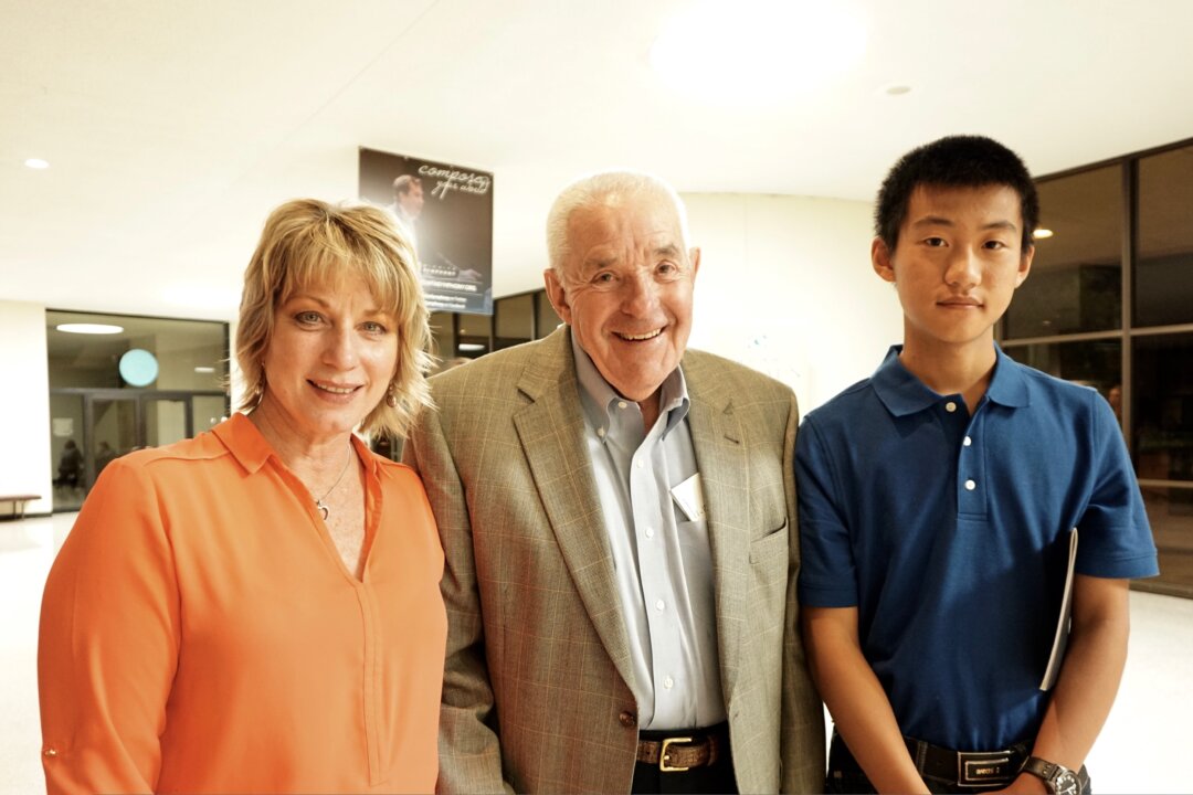Tona Tuner, her father, Mel Sellers, and the Chinese exchange student she is hosting, all saw Shen Yun Performing Arts at the Century II Performing Arts & Convention Center, on April 4, 2016. (Catherine Wen/Epoch Times) 