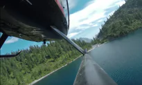 Man Turns Off Helicopter Engine in Mid-Air to Make a Scientific Point