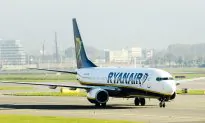 Upset Passenger Calls Bomb Threat After Flight Crew Denies Him a Beer