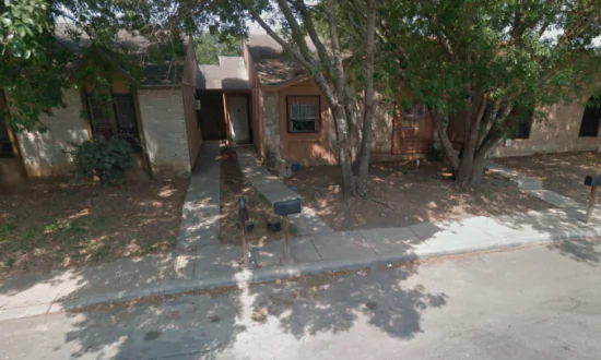 Police Search for Third Suspect After Finding 8 Children Tied Up in Texas Backyard