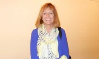 ‘Beauty, Beauty, Just Beauty’, College Teacher Describes Shen Yun’s Dancing