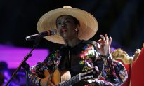 Lauryn Hill Late for Concert Because She Was ‘Aligning Her Energy’