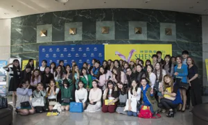 Dance Professor Brings 70 Students to See Shen Yun